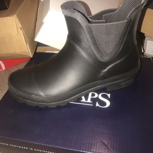 Black rain boots